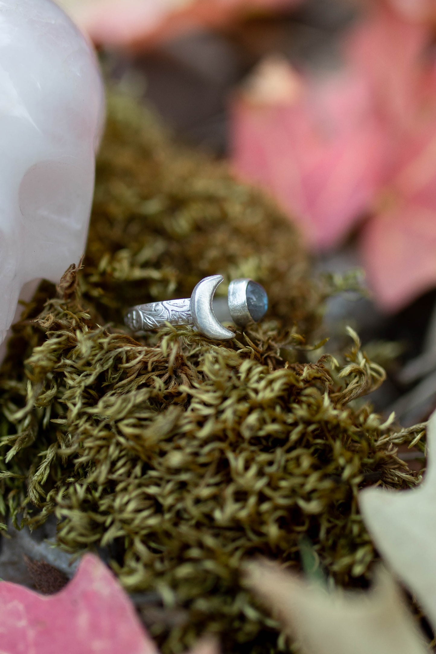 Labradorite Moon Ring - Size 7